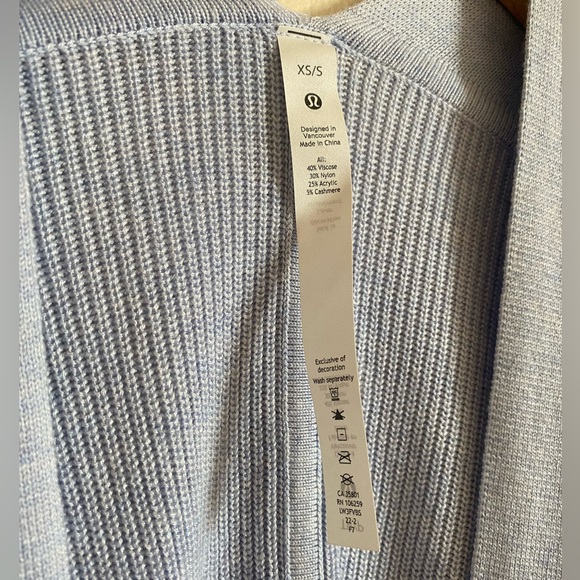 Lululemon Boxy Cashlu Knit Wrap - Picture 6 of 11